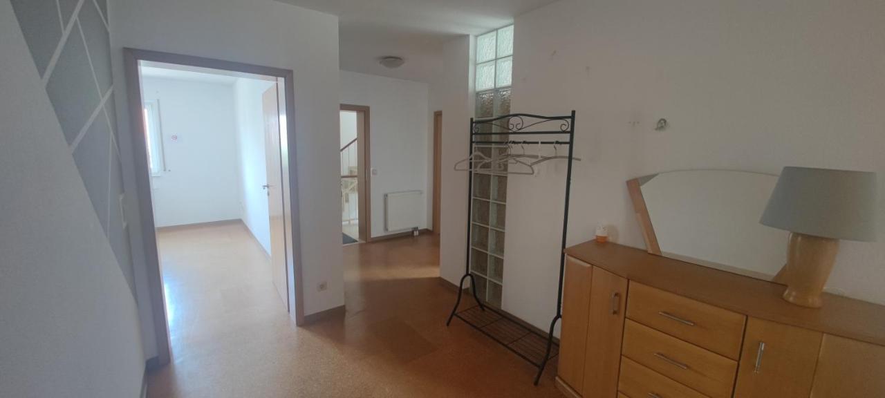 Ferienwohnung Zwischen Rhein Und Schwarzwald Bischweier Luaran gambar